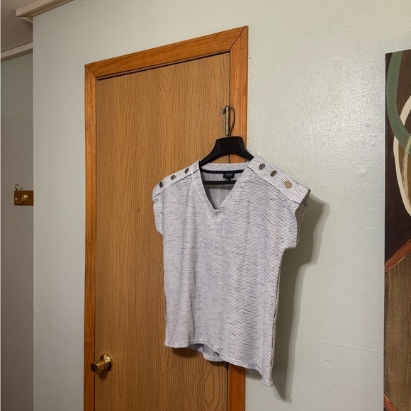 Jones New York Tops - Jones New York Small Multi-Color Cap Sleeve V-Neck Knit Top - EUC